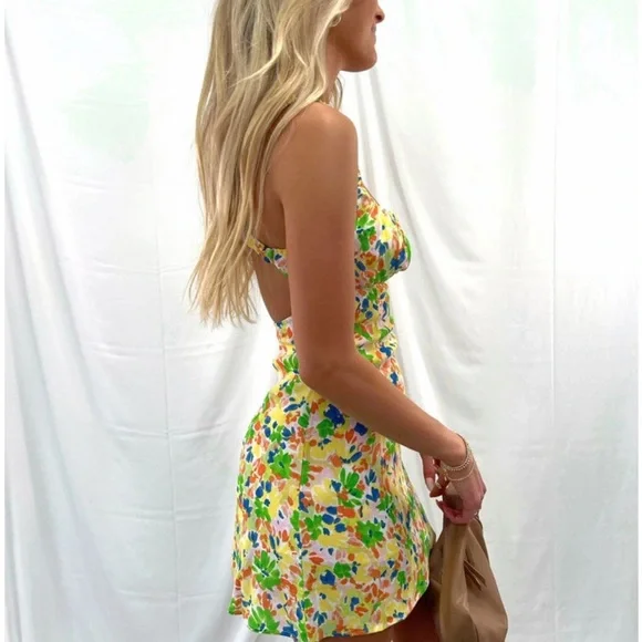 24. Sky to Moon Yellow Green Spaghetti Strap Mini Sundress for a Night Out SZ M - Picture 2 of 9